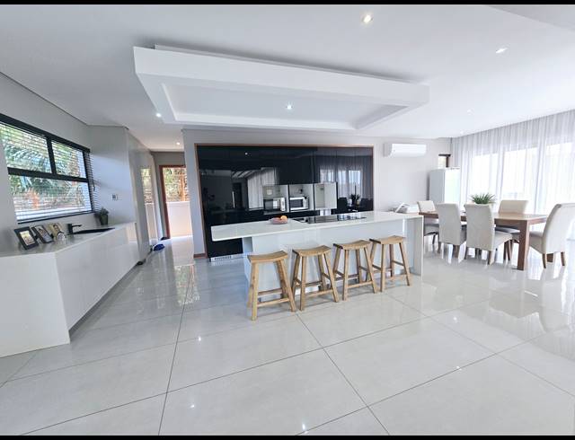 5 BEDROOM HOUSE TO LET IN HILLTOP PRIVATE ESTATE